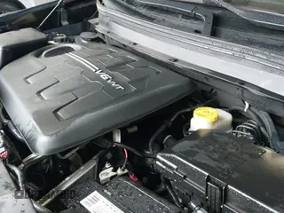 ✅ 2017 Jeep Cherokee Trailhawk L Plus • VIN: 1C4PJMBSXHW639609 • Lot: 43540970. Wystawiony na IAAI z przebiegiem 79 511 mil. Bezpłatny archiwum sprzedaży aukcyjnych z USA i szczegółowy raport historii pojazdu na DreamBid. Zdjęcie 19.