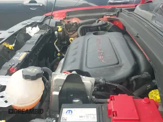 ✅ 2020 Jeep Renegade Latitude • VIN: ZACNJBBB1LPL31520 • Lot: 42743590. Listed on IAAI with 93,272 mi. Free auction sales archive from the USA and detailed vehicle history report at DreamBid. Image 20.