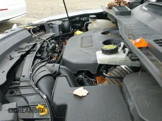 ✅ 2017 Ford Escape Titanium • VIN: 1FMCU0J94HUE51334 • Лот: 43757268. Опубликован ранее на IAAI с пробегом 82 229 миль. Бесплатный доступ к архиву аукционных продаж из США и подробный отчёт об истории автомобиля на DreamBid. Изображение 19.