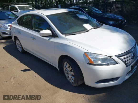 ✅ 2015 Nissan Sentra S • VIN: 3N1AB7AP0FY295301 • Lot: 45281608. Wystawiony na IAAI z przebiegiem 135 852 mil. Bezpłatny archiwum sprzedaży aukcyjnych z USA i szczegółowy raport historii pojazdu na DreamBid. Zdjęcie 1.
