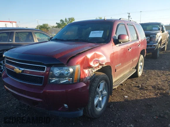 ✅ 2008 Chevrolet Tahoe LTZ • VIN: 1GNFK130X8J202993 • Lot: 45043540. Wystawiony na IAAI z przebiegiem 175 975 mil. Bezpłatny archiwum sprzedaży aukcyjnych z USA i szczegółowy raport historii pojazdu na DreamBid. Zdjęcie 6.
