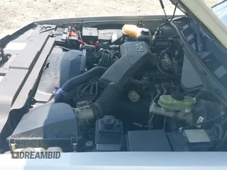 ✅ 1995 Lincoln Town Car Executive • VIN: 1LNLM81W5SY686104 • Лот: 42885524. Опубликован ранее на IAAI с пробегом 134 461 миль. Бесплатный доступ к архиву аукционных продаж из США и подробный отчёт об истории автомобиля на DreamBid. Изображение 19.