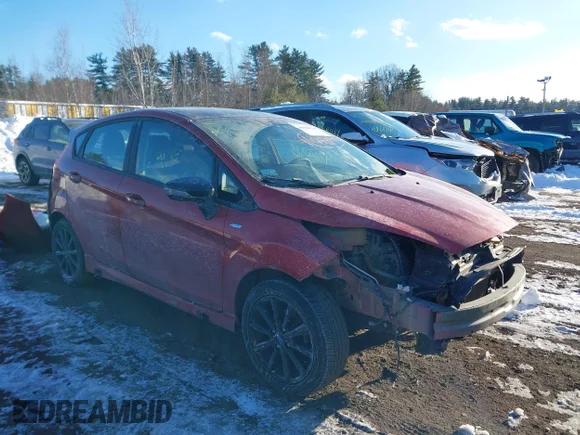 ✅ 2019 Ford Fiesta ST-Line • VIN: 3FADP4DJ4KM117173 • Lot: 44186736. Wystawiony na IAAI z przebiegiem 56 898 mil. Bezpłatny archiwum sprzedaży aukcyjnych z USA i szczegółowy raport historii pojazdu na DreamBid. Zdjęcie 1.