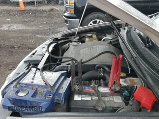 ✅ 2019 Lincoln MKT Reserve • VIN: 2LMHJ5AT8KBL02790 • Lot: 42661110. Listed on IAAI with 117,068 mi. Free auction sales archive from the USA and detailed vehicle history report at DreamBid. Image 21.