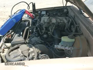 ✅ 1995 Toyota 4Runner • VIN: JT3VN29VXS0046332 • Lot: 42542593. Wystawiony na IAAI z przebiegiem 182 598 mil. Bezpłatny archiwum sprzedaży aukcyjnych z USA i szczegółowy raport historii pojazdu na DreamBid. Zdjęcie 13.