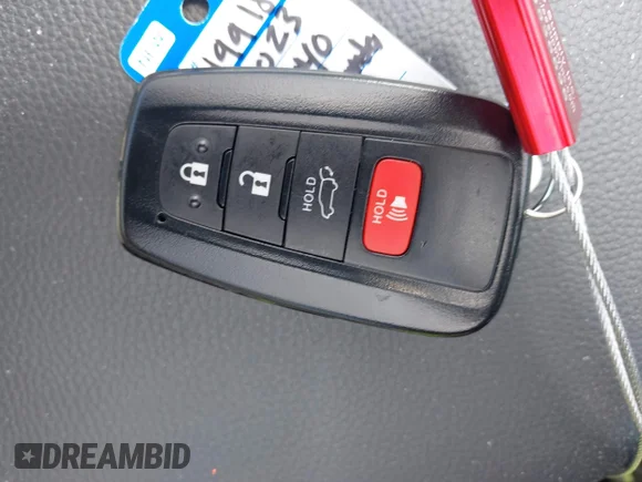 ✅ 2023 Toyota Highlander L • VIN: 5TDKDRAH1PS517739 • Lot: 44746674. Wystawiony na IAAI z przebiegiem 22 584 mil. Bezpłatny archiwum sprzedaży aukcyjnych z USA i szczegółowy raport historii pojazdu na DreamBid. Zdjęcie 11.