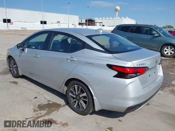 ✅ 2021 Nissan Versa SV • VIN: 3N1CN8EV8ML921069 • Лот: 43505474. Опубліковано раніше на IAAI з пробігом 74 239 миль. Безкоштовний доступ до архіву аукціонних продажів зі США та докладний звіт про історію автомобіля на DreamBid. Зображення 3.