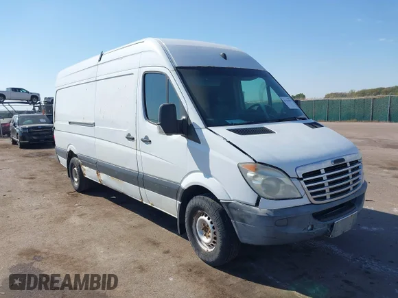 ✅ 2007 Freightliner Sprinter • VIN: WDYPE845175163519 • Лот: 43361083. Опубліковано раніше на IAAI з пробігом Не вказано. Безкоштовний доступ до архіву аукціонних продажів зі США та докладний звіт про історію автомобіля на DreamBid. Зображення 1.