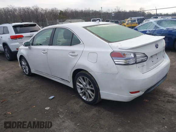 ✅ 2010 Lexus HS 250h • VIN: JTHBB1BA1A2001628 • Lot: 41093703. Wystawiony na IAAI z przebiegiem 159 929 mil. Bezpłatny archiwum sprzedaży aukcyjnych z USA i szczegółowy raport historii pojazdu na DreamBid. Zdjęcie 3.