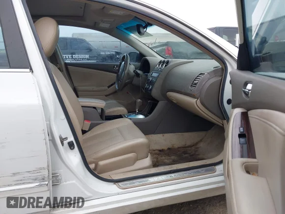 ✅ 2010 Nissan Altima S • VIN: 1N4AL2AP1AN423800 • Lot: 45308539. Wystawiony na IAAI z przebiegiem 207 110 mil. Bezpłatny archiwum sprzedaży aukcyjnych z USA i szczegółowy raport historii pojazdu na DreamBid. Zdjęcie 5.