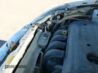 ✅ 2007 Toyota Matrix XR • VIN: 2T1KR32E87C673398 • Lot: 43410680. Listed on IAAI with 218,003 mi. Free auction sales archive from the USA and detailed vehicle history report at DreamBid. Image 12.