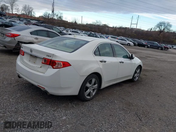 ✅ 2011 Acura TSX • VIN: JH4CU2F60BC007216 • Lot: 43919625. Listed on IAAI with 218,981 mi. Free auction sales archive from the USA and detailed vehicle history report at DreamBid. Image 4.