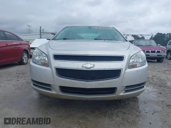 ✅ 2011 Chevrolet Malibu 1LT • VIN: 1G1ZC5E15BF353453 • Lot: 44882449. Wystawiony na IAAI z przebiegiem 114 015 mil. Bezpłatny archiwum sprzedaży aukcyjnych z USA i szczegółowy raport historii pojazdu na DreamBid. Zdjęcie 6.