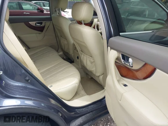 ✅ 2010 Infiniti FX • VIN: JN8AS1MU8AM802571 • Лот: 45395138. Опубликован ранее на IAAI с пробегом 277 474 миль. Бесплатный доступ к архиву аукционных продаж из США и подробный отчёт об истории автомобиля на DreamBid. Изображение 8.