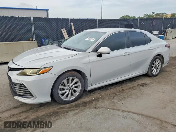 ✅ 2023 Toyota Camry LE • VIN: 4T1C11AK5PU091328 • Лот: 52890516. Опубліковано раніше на Copart з пробігом 167 118 миль. Безкоштовний доступ до архіву аукціонних продажів зі США та докладний звіт про історію автомобіля на DreamBid. Зображення 1.