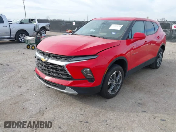 ✅ 2024 Chevrolet Blazer LT • VIN: 3GNKBCR43RS196359 • Lot: 44404378. Wystawiony na IAAI z przebiegiem 58 872 mil. Bezpłatny archiwum sprzedaży aukcyjnych z USA i szczegółowy raport historii pojazdu na DreamBid. Zdjęcie 2.