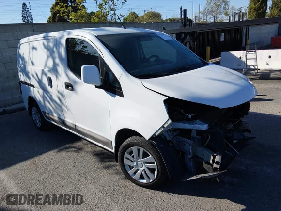 ✅ 2019 Nissan NV200 SV • VIN: 3N6CM0KN3KK694363 • Лот: 44545564. Опубліковано раніше на IAAI з пробігом 90 981 миль. Безкоштовний доступ до архіву аукціонних продажів зі США та докладний звіт про історію автомобіля на DreamBid. Зображення 1.