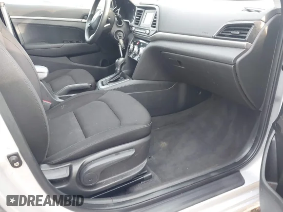 ✅ 2019 Hyundai Elantra SE • VIN: KMHD74LF3KU788784 • Lot: 44085257. Wystawiony na IAAI z przebiegiem 140 152 mil. Bezpłatny archiwum sprzedaży aukcyjnych z USA i szczegółowy raport historii pojazdu na DreamBid. Zdjęcie 5.