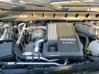 ✅ 2025 GMC Sierra 1500 AT4 • VIN: 3GTUUEE81SG332982 • Lot: 84021685. Wystawiony na Copart z przebiegiem 2 784 mil. Bezpłatny archiwum sprzedaży aukcyjnych z USA i szczegółowy raport historii pojazdu na DreamBid. Zdjęcie 13.