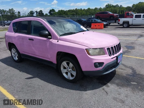 ✅ 2014 Jeep Compass Latitude • VIN: 1C4NJDEB2ED632969 • Lot: 45409364. Wystawiony na IAAI z przebiegiem 123 297 mil. Bezpłatny archiwum sprzedaży aukcyjnych z USA i szczegółowy raport historii pojazdu na DreamBid. Zdjęcie 1.