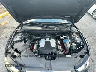 ✅ 2013 Audi S5 Premium Plus • VIN: WAUCGAFH0DN001800 • Лот: 94933205. Опубликован ранее на Copart с пробегом 117 304 миль. Бесплатный доступ к архиву аукционных продаж из США и подробный отчёт об истории автомобиля на DreamBid. Изображение 11.