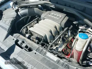 ✅ 2010 Audi Q5 Prestige • VIN: WA1VKAFP4AA090916 • Lot: 41959624. Wystawiony na IAAI z przebiegiem 236 036 mil. Bezpłatny archiwum sprzedaży aukcyjnych z USA i szczegółowy raport historii pojazdu na DreamBid. Zdjęcie 12.