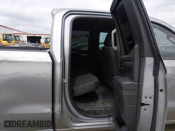 ✅ 2024 GMC Sierra 1500 Elevation • VIN: 1GTRHCEK8RZ182776 • Lot: 45034824. Wystawiony na IAAI z przebiegiem 89 718 mil. Bezpłatny archiwum sprzedaży aukcyjnych z USA i szczegółowy raport historii pojazdu na DreamBid. Zdjęcie 8.
