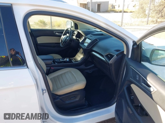 ✅ 2020 Ford Edge SEL • VIN: 2FMPK3J98LBA88785 • Lot: 44119706. Wystawiony na IAAI z przebiegiem 97 239 mil. Bezpłatny archiwum sprzedaży aukcyjnych z USA i szczegółowy raport historii pojazdu na DreamBid. Zdjęcie 5.