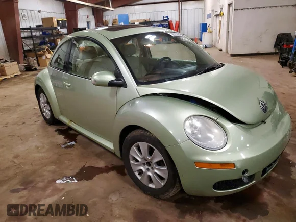 ✅ 2008 Volkswagen Beetle S • VIN: 3VWRW31C98M524298 • Lot: 98553065. Wystawiony na Copart z przebiegiem Nie podano. Bezpłatny archiwum sprzedaży aukcyjnych z USA i szczegółowy raport historii pojazdu na DreamBid. Zdjęcie 4.