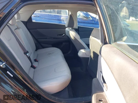 ✅ 2023 Hyundai Elantra Limited • VIN: KMHLP4AG2PU564159 • Lot: 44789694. Wystawiony na IAAI z przebiegiem 7 309 mil. Bezpłatny archiwum sprzedaży aukcyjnych z USA i szczegółowy raport historii pojazdu na DreamBid. Zdjęcie 8.
