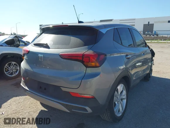 ✅ 2025 Buick Encore GX Preferred • VIN: KL4AMBSP3SB138843 • Лот: 43135666. Опубликован ранее на IAAI с пробегом 7 721 миль. Бесплатный доступ к архиву аукционных продаж из США и подробный отчёт об истории автомобиля на DreamBid. Изображение 4.