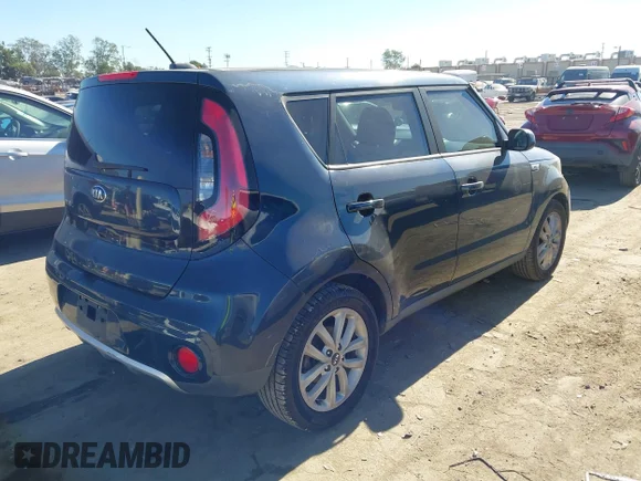 ✅ 2018 Kia Soul + • VIN: KNDJP3A56J7625331 • Lot: 44194083. Wystawiony na IAAI z przebiegiem 149 109 mil. Bezpłatny archiwum sprzedaży aukcyjnych z USA i szczegółowy raport historii pojazdu na DreamBid. Zdjęcie 4.