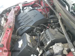 ✅ 2018 Mitsubishi Eclipse Cross ES • VIN: JA4AS3AA5JZ043828 • Lot: 42809601. Wystawiony na IAAI z przebiegiem 92 681 mil. Bezpłatny archiwum sprzedaży aukcyjnych z USA i szczegółowy raport historii pojazdu na DreamBid. Zdjęcie 24.