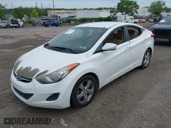 ✅ 2013 Hyundai Elantra Limited • VIN: 5NPDH4AE9DH331163 • Lot: 45183988. Wystawiony na IAAI z przebiegiem 145 563 mil. Bezpłatny archiwum sprzedaży aukcyjnych z USA i szczegółowy raport historii pojazdu na DreamBid. Zdjęcie 2.