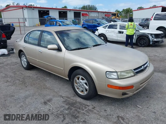 ✅ 1998 Nissan Maxima GXE • VIN: JN1CA21A9WT306024 • Лот: 44857844. Опубликован ранее на IAAI с пробегом 82 133 миль. Бесплатный доступ к архиву аукционных продаж из США и подробный отчёт об истории автомобиля на DreamBid. Изображение 1.