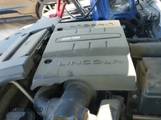 ✅ 2014 Lincoln Navigator • VIN: 5LMJJ3H58EEL04408 • Лот: 41188666. Опубликован ранее на IAAI с пробегом 88 355 миль. Бесплатный доступ к архиву аукционных продаж из США и подробный отчёт об истории автомобиля на DreamBid. Изображение 18.