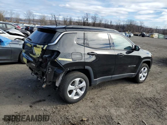 ✅ 2020 Jeep Compass Latitude • VIN: 3C4NJDBB7LT217657 • Лот: 43271643. Опубліковано раніше на Copart з пробігом 18 832 миль. Безкоштовний доступ до архіву аукціонних продажів зі США та докладний звіт про історію автомобіля на DreamBid. Зображення 3.