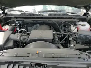 ✅ 2025 Chevrolet Silverado 2500HD Custom • VIN: 2GC4KME70S1200098 • Lot: 80285845. Wystawiony na Copart z przebiegiem 1 202 mil. Bezpłatny archiwum sprzedaży aukcyjnych z USA i szczegółowy raport historii pojazdu na DreamBid. Zdjęcie 16.