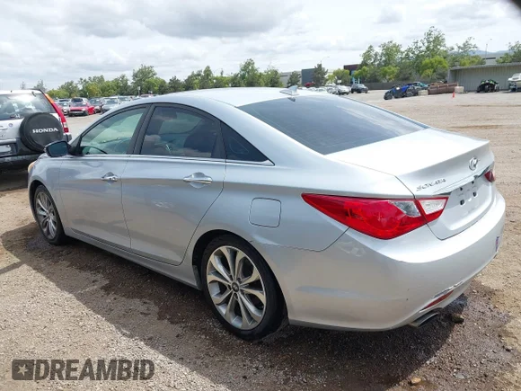 ✅ 2013 Hyundai Sonata SE • VIN: 5NPEC4ACXDH580668 • Lot: 44943652. Wystawiony na IAAI z przebiegiem 135 663 mil. Bezpłatny archiwum sprzedaży aukcyjnych z USA i szczegółowy raport historii pojazdu na DreamBid. Zdjęcie 3.