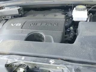 ✅ 2018 Nissan Pathfinder SL • VIN: 5N1DR2MMXJC631379 • Lot: 42585871. Wystawiony na IAAI z przebiegiem 92 610 mil. Bezpłatny archiwum sprzedaży aukcyjnych z USA i szczegółowy raport historii pojazdu na DreamBid. Zdjęcie 19.