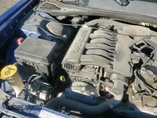 ✅ 2010 Dodge Challenger SE • VIN: 2B3CJ4DV6AH199478 • Lot: 85590094. Wystawiony na Copart z przebiegiem 88 016 mil. Bezpłatny archiwum sprzedaży aukcyjnych z USA i szczegółowy raport historii pojazdu na DreamBid. Zdjęcie 14.