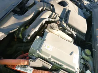 ✅ 2015 Ford Fusion Titanium Hybrid • VIN: 3FA6P0RU6FR147076 • Lot: 42985427. Wystawiony na IAAI z przebiegiem 127 491 mil. Bezpłatny archiwum sprzedaży aukcyjnych z USA i szczegółowy raport historii pojazdu na DreamBid. Zdjęcie 18.