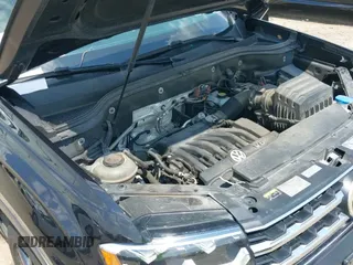 ✅ 2019 Volkswagen Atlas SEL Premium • VIN: 1V2NR2CA3KC501721 • Лот: 43250322. Опубликован ранее на IAAI с пробегом 98 618 миль. Бесплатный доступ к архиву аукционных продаж из США и подробный отчёт об истории автомобиля на DreamBid. Изображение 18.