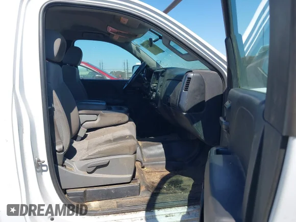 ✅ 2014 Chevrolet Silverado 1500 Work Truck • VIN: 1GCNCPEH4EZ269870 • Lot: 43217602. Wystawiony na IAAI z przebiegiem 104 297 mil. Bezpłatny archiwum sprzedaży aukcyjnych z USA i szczegółowy raport historii pojazdu na DreamBid. Zdjęcie 5.