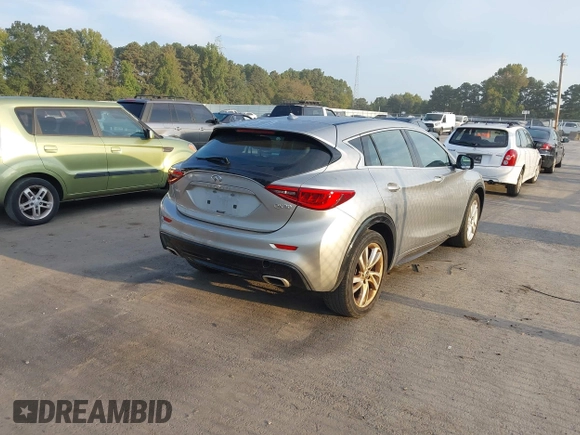 ✅ 2018 Infiniti QX30 Sport • VIN: SJKCH5CP3JA053151 • Lot: 43293336. Wystawiony na IAAI z przebiegiem 109 990 mil. Bezpłatny archiwum sprzedaży aukcyjnych z USA i szczegółowy raport historii pojazdu na DreamBid. Zdjęcie 4.