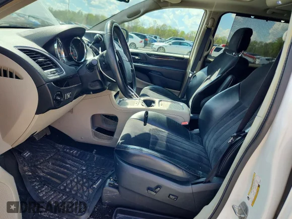✅ 2016 Chrysler Town & Country Limited • VIN: 2C4RC1JGXGR254220 • Лот: 51110216. Опубліковано раніше на Copart з пробігом 83 881 миль. Безкоштовний доступ до архіву аукціонних продажів зі США та докладний звіт про історію автомобіля на DreamBid. Зображення 7.