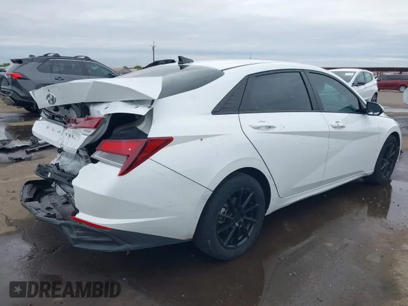 ✅ 2021 Hyundai Elantra SEL • VIN: 5NPLM4AG4MH001004 • Lot: 44106744. Wystawiony na IAAI z przebiegiem 24 937 mil. Bezpłatny archiwum sprzedaży aukcyjnych z USA i szczegółowy raport historii pojazdu na DreamBid. Zdjęcie 4.