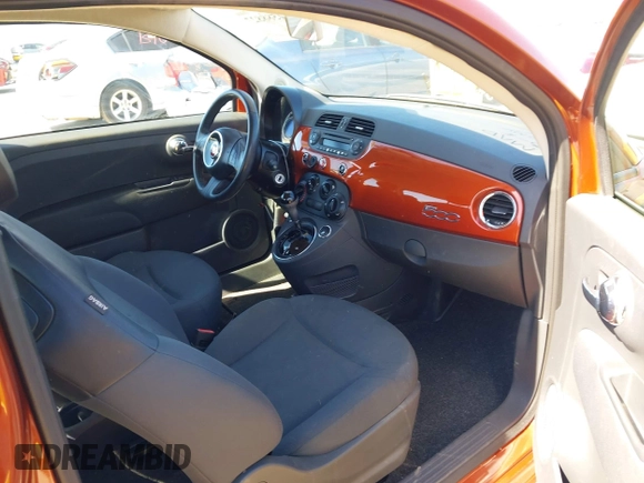 ✅ 2013 FIAT 500 Pop • VIN: 3C3CFFAR4DT587263 • Lot: 44588827. Wystawiony na IAAI z przebiegiem 34 990 mil. Bezpłatny archiwum sprzedaży aukcyjnych z USA i szczegółowy raport historii pojazdu na DreamBid. Zdjęcie 5.