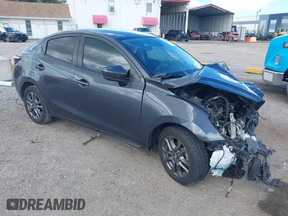 ✅ 2019 Toyota Yaris L • VIN: 3MYDLBYV4KY502332 • Lot: 43398991. Listed on IAAI with 94,656 mi. Free auction sales archive from the USA and detailed vehicle history report at DreamBid. Image 1.