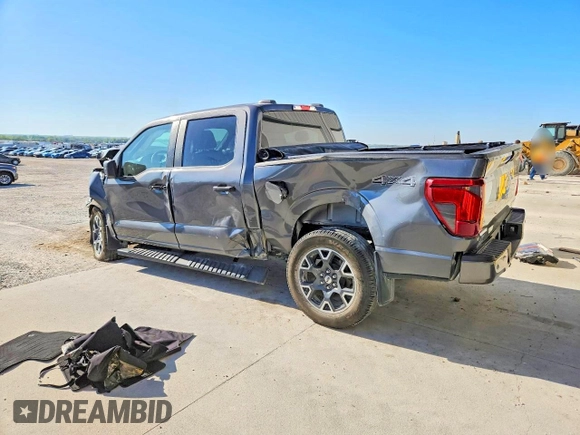 ✅ 2024 Ford F-150 STX • VIN: 1FTEW2LP3RKD25042 • Lot: 50954066. Wystawiony na Copart z przebiegiem 87 820 mil. Bezpłatny archiwum sprzedaży aukcyjnych z USA i szczegółowy raport historii pojazdu na DreamBid. Zdjęcie 2.
